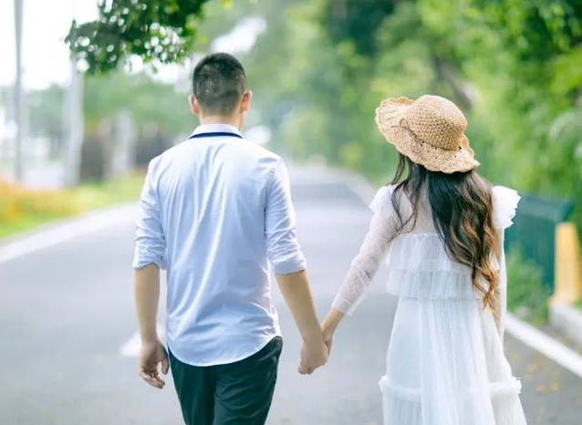 上海最好的侦探公司：男人一旦碰了别的女人的表现